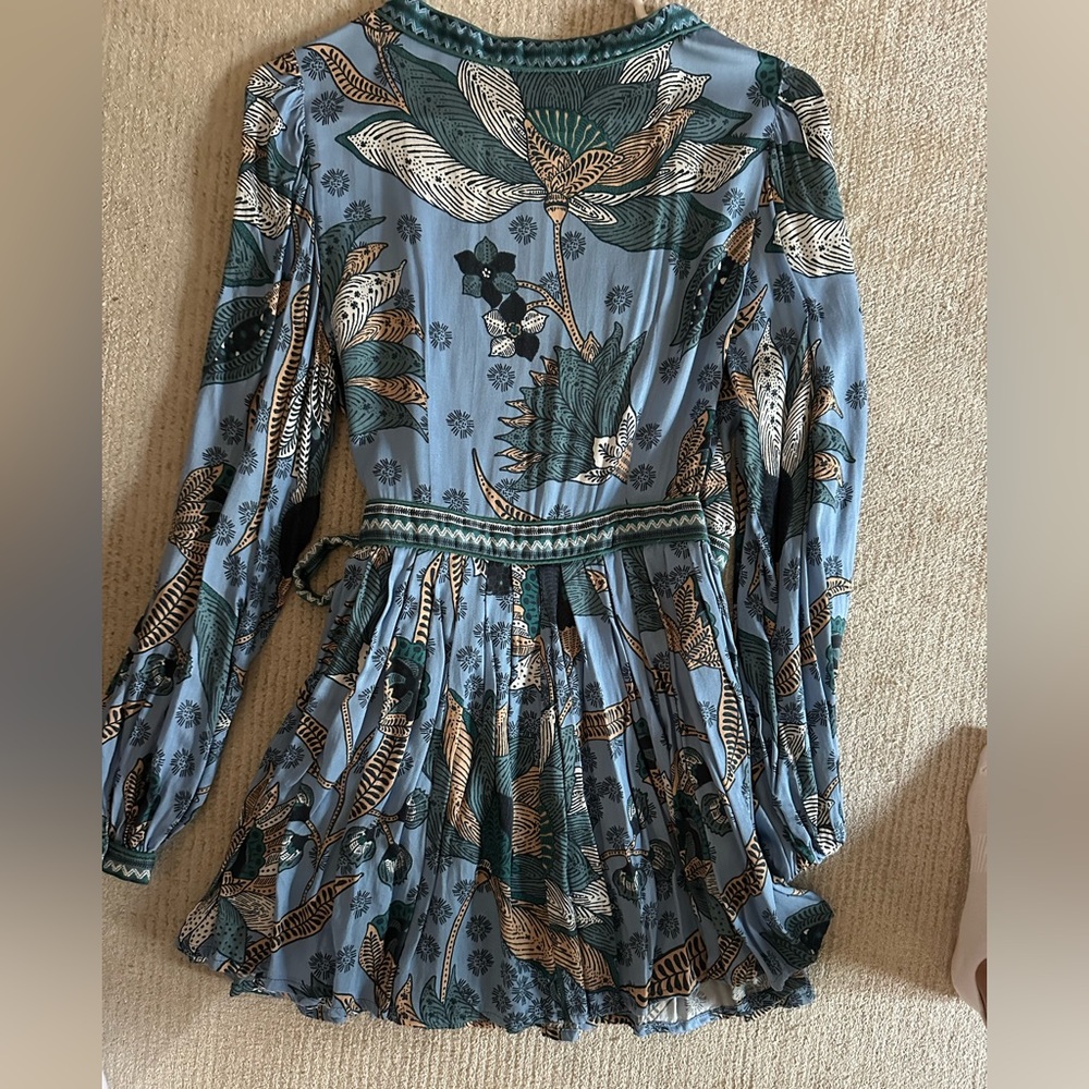 Chic Blue Patterned Mini Wrap Dress - image 3